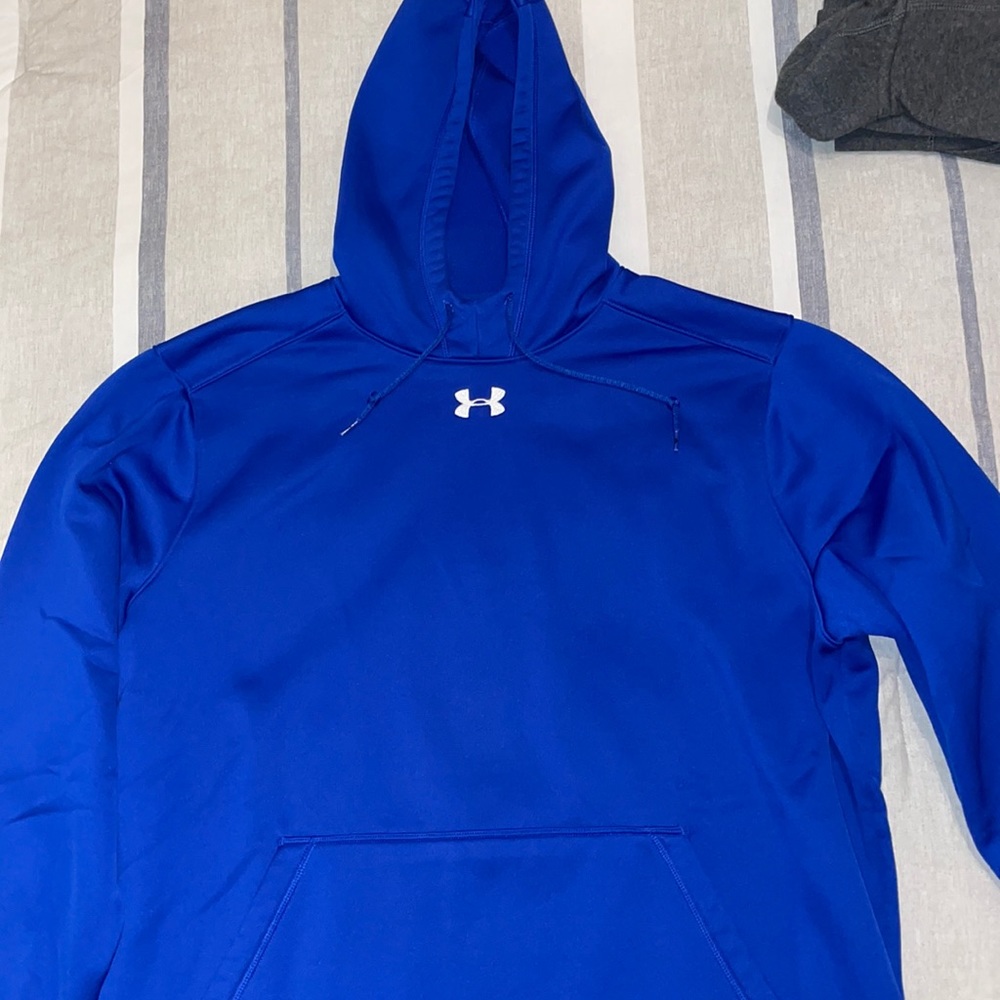 Under Armour Sweatshirt